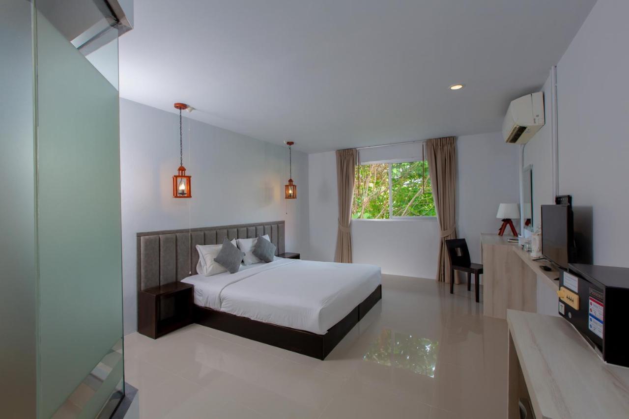 The Nest Resort Patong Bagian luar foto