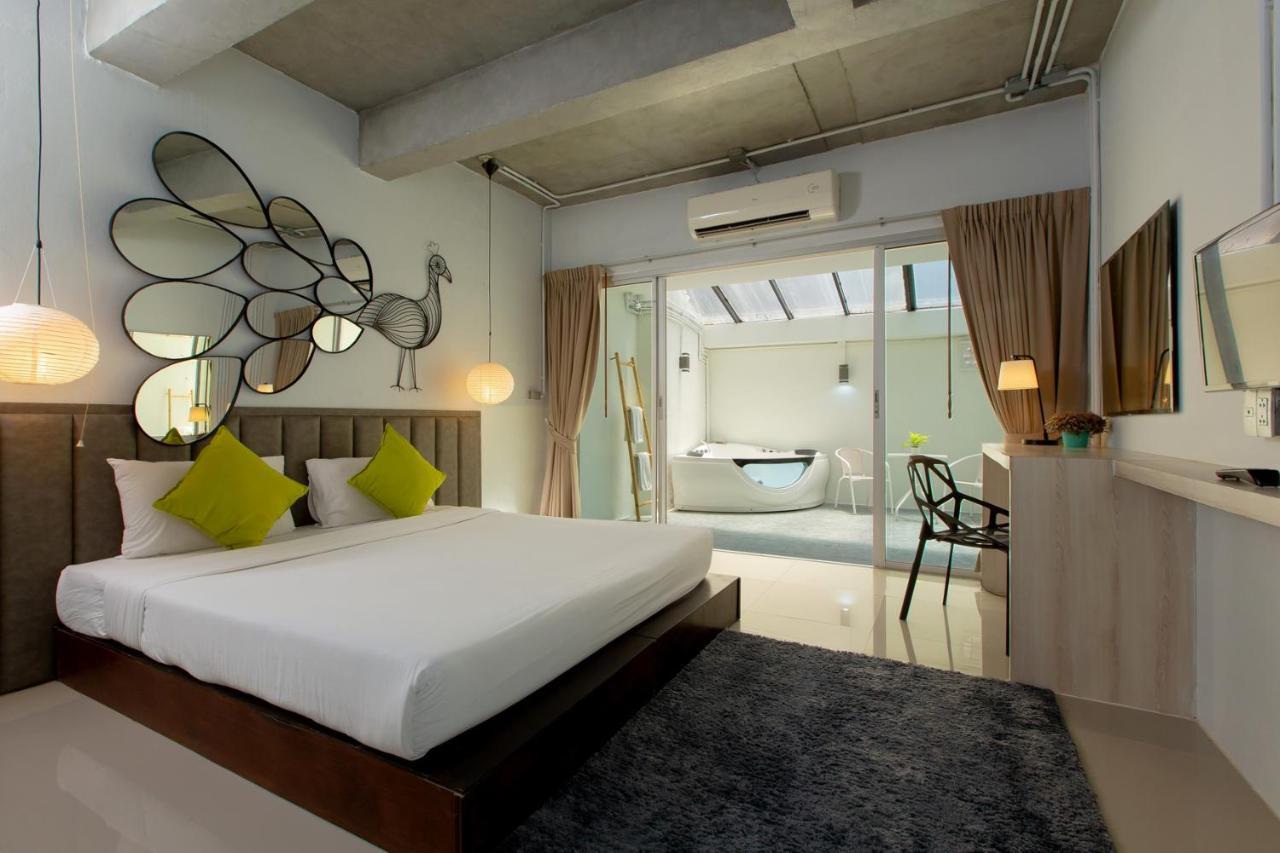 The Nest Resort Patong Bagian luar foto