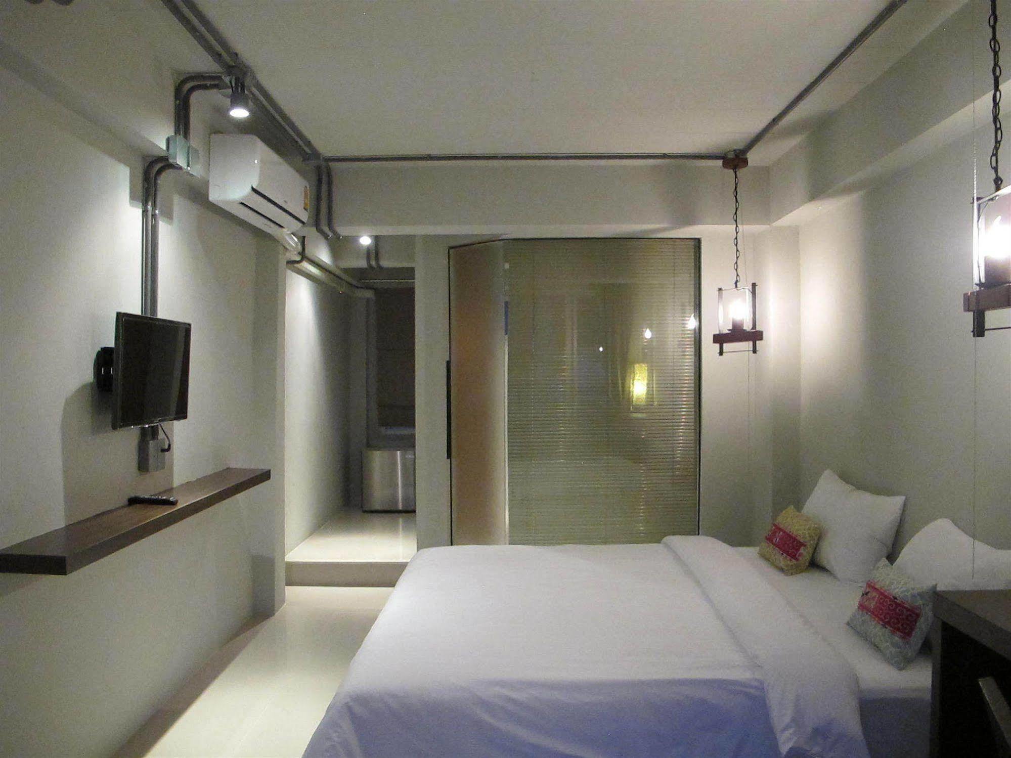 The Nest Resort Patong Bagian luar foto