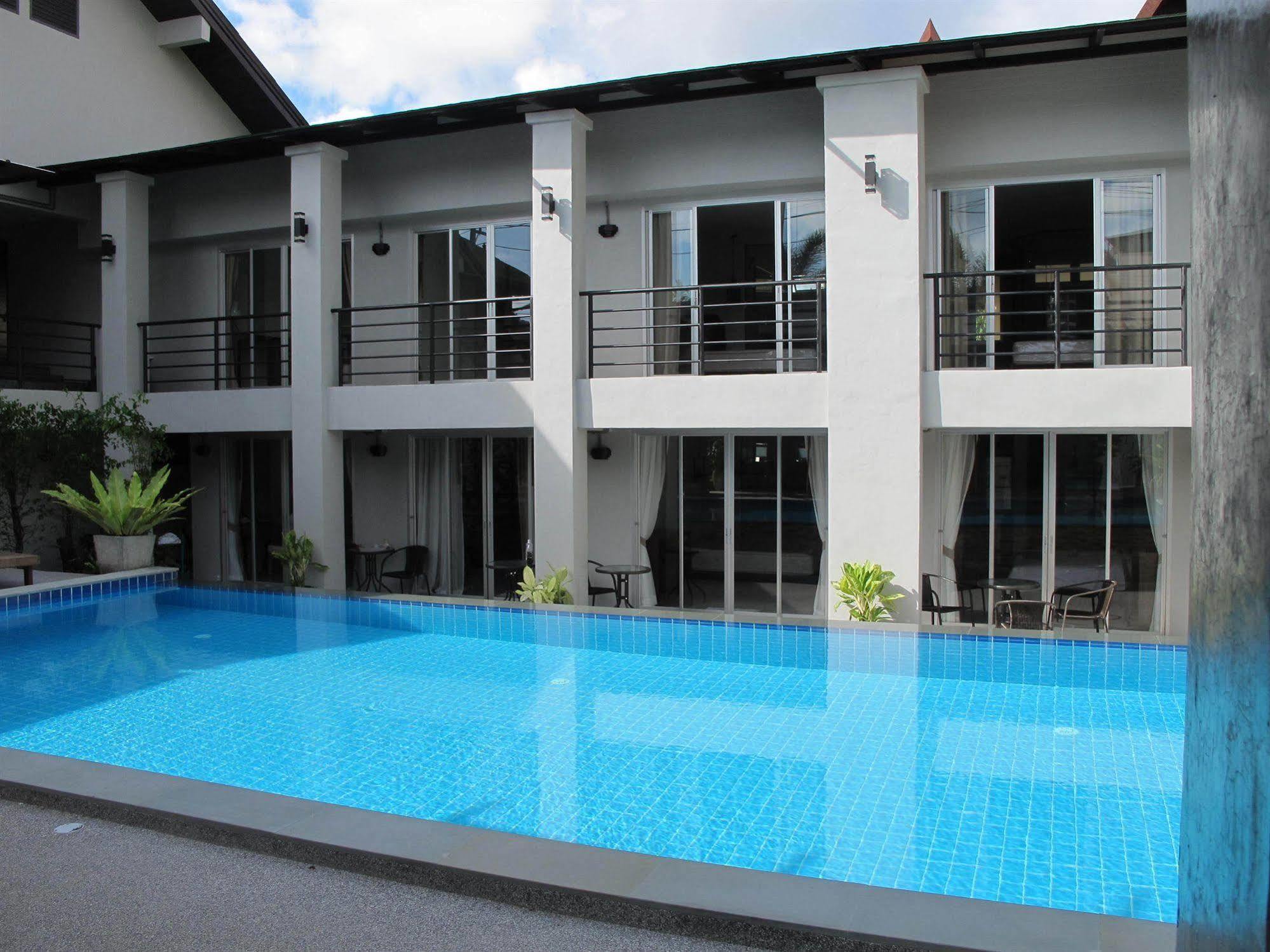 The Nest Resort Patong Bagian luar foto