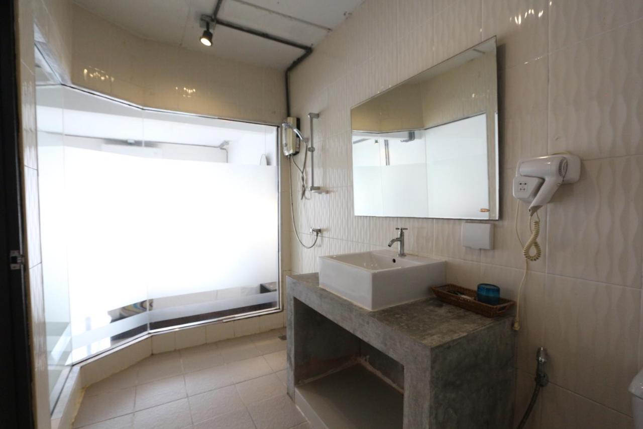The Nest Resort Patong Bagian luar foto